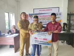 42 Keluarga Masyarakat Desa Mekkatta Terima BLT Kemiskinan Ekstrem