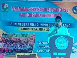 Bupati Apresiasi Kepala Sekolah SD No.12  Pettabeang