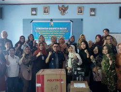Bupati Minta Para Pelaku Usaha Bidang DKP Dapat Memanfaatkan Bantuan Yang Di Terima