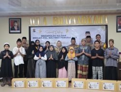 Wakapolda Sulbar Salurkan Tali Asih Kepada Anak Yatim Dan Imam Masjid Di Mamasa