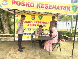 Biddokkes Polda Sulbar Cek Kesehatan Sopir dan Penumpang Arus Mudik Balik Lebaran