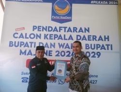 Arismunandar Resmi Mendaftar Bakal Calon Bupati Majene Di Partai NasDem