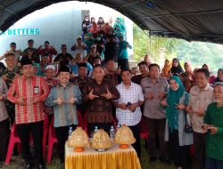 Berpusat Di Wisata Pattumea, 40 Pelaku Usaha Majene Dapat Sertifikat Halal
