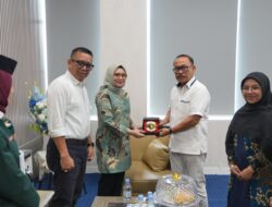 Tak Kenal Libur, SDK : Mereka Aset Daerah