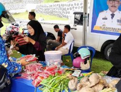 2,5 Ton Beras Habis Secepat Kilat, Pasar Murah Pemprov Sulbar Jadi Solusi Warga