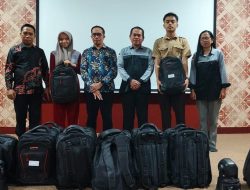 Pemprov Sulbar Berikan Bantuan Seragam Sekolah untuk Siswa Kurang Mampu, Dorong Kualitas Pendidikan