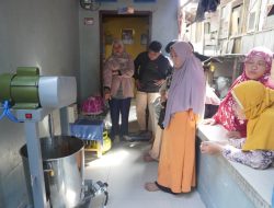 Koperindag Sulbar dan Unsulbar Dorong Peningkatan Kualitas Minyak Kelapa di Majene