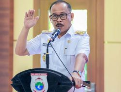 Gubernur Sulbar Buktikan Janji Kampanye, Beri Bonus 5 Bulan TPPD untuk Perangkat Desa