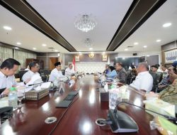 SDK dan Mensos Gus Ipul Bahas Strategi Tuntaskan Kemiskinan Ekstrem di Sulbar