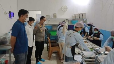 Maraknya Pelajar Alami Dugaan Keracunan MBG, Kapolsek Pamboang: Kita Pastikan Pengelolaan Sesuai di Tetapkan Badan Gizi Nasional