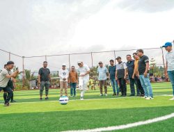 Gubernur Suhardi Duka Resmikan Lapangan Mini Soccer All Star Kalukku