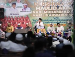Maulid Akbar di Polman, Wakil Gubernur Sulbar: Ilmu Harus Diawasi oleh Akhlak