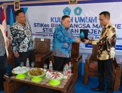 Kuliah Umum di STIKes BBM Majene, Wagub Sulbar Paparkan 4 Quick Wins Pembangunan Kesehatan dan SDM