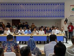 Gubernur Sulbar Pimpin Raker Pimpinan, Kinerja DPMPTSP Jadi Sorotan