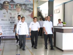 Jelang Awal Tahun, Sekda Sulbar Cek Kesiapan Kantor OPD