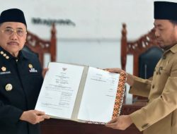 Paripurna LKPJ Bupati, M. Idwar Minta Pemkab Majene Carikan Solusi Penggajian PPPK Penuh Waktu